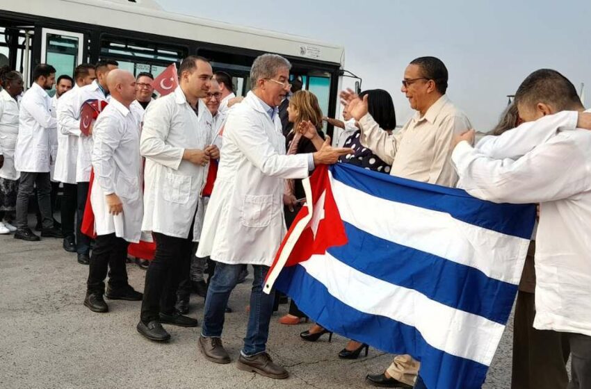  Más que pesca, minería, azúcar y tabaco juntos: la exportación de profesionales cubanos en 2022