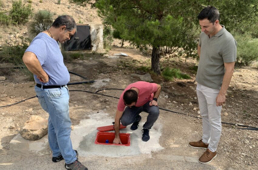  Medio Ambiente instala tres puntos hidrantes en la Sierra de Crevillent