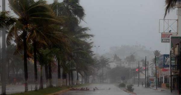  La tormenta tropical Otis surge en el Pacífico de México con lluvias para el sur del país