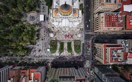  Santiago Arau explora en 100 fotografías la geografía y cultura del valle de México