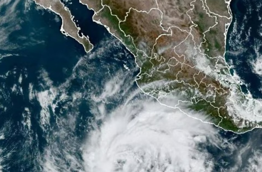  Huracán Norma ya es Categoría 4 y traerá fuertes lluvias a México ¿Qué estados se verán …