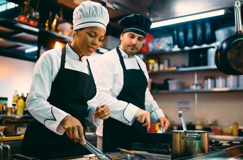  Vacantes en Canadá para cocineros con sueldos de hasta 47 mil pesos – El Financiero