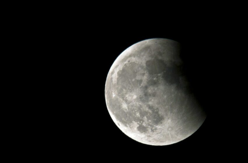  El eclipse lunar que no se verá en Galicia debido al temporal