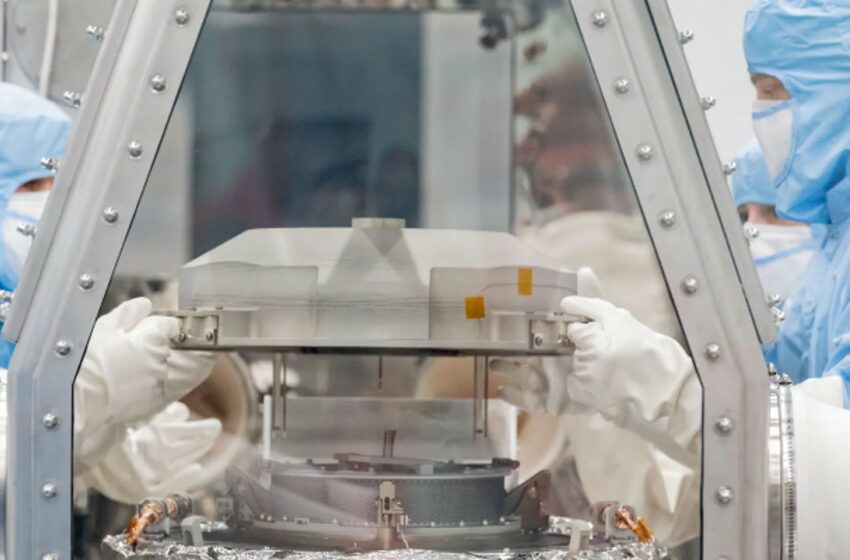  La NASA no puede abrir la cápsula con los restos del meteorito que responderán a «los orígenes de la vida»