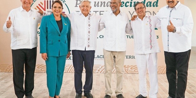  Pese a fallas, AMLO ofrece planes “insignia” para frenar migración