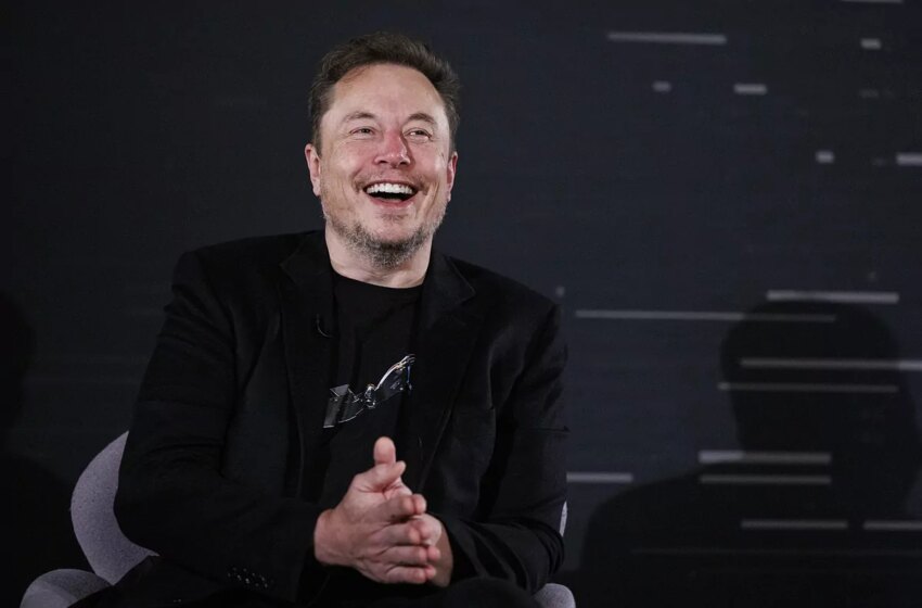  Elon Musk ofrecerá su nuevo bot de inteligencia artificial Grok a los usuarios de pago de X