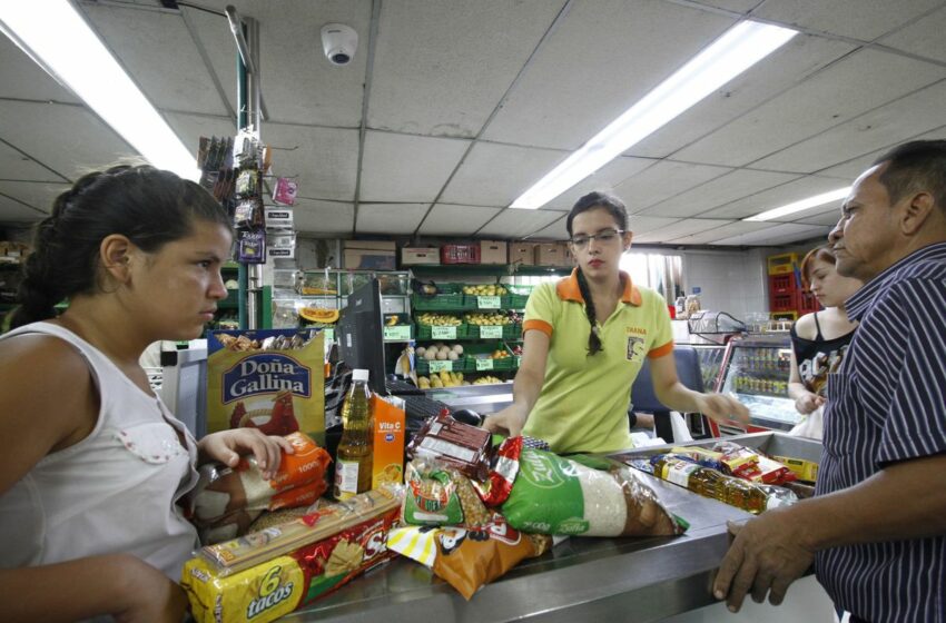  Impuestos saludables en Colombia: ¿en qué productos aplica el aumento de precio?