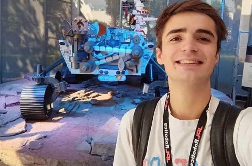  Juan García, el linarense de 22 años que ya ha cumplido su sueño de trabajar en la NASA