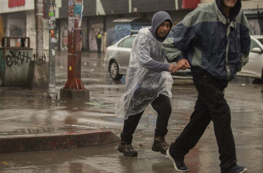  ¡Usa impermeable! Frente frío 9 provocará lluvias y heladas en estos estados