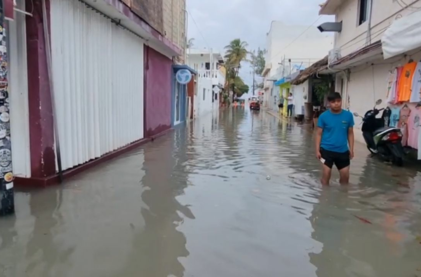  Fuertes lluvias inundan la Casa de la Cultura en Isla Mujeres – PorEsto