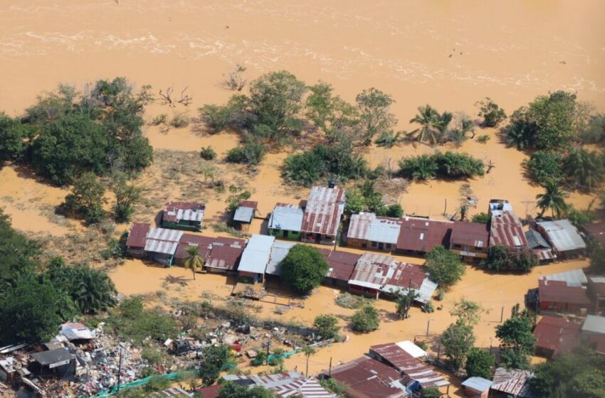  Gobernador de Antioquia afirma que minería ilegal fue un detonante en inundaciones Zaragoza