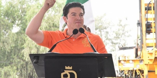  Samuel García asegura que es el gobernador de Nuevo León y que "no hay desacato"