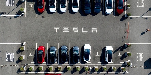  Tesla llegará a Nuevo León con su gigafactory, afirma secretario de economía