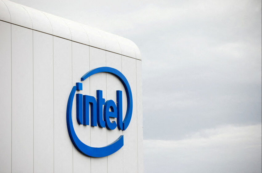  Intel se hunde tras sus resultados: gana menos en el año y sus previsiones no gustan