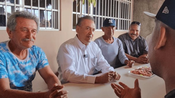  Manlio Fabio Beltrones escucha a los pescadores de Guaymas – Expreso