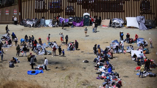  Saturan migrantes frontera de Sonora-Arizona por asilo – Expreso