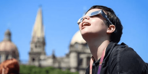  ¿Dónde conseguir lentes a 88 pesos para poder el Eclipse Solar 2024?