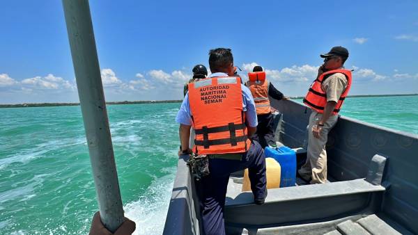  Armada de México y CONAPESCA Interceptan y Retienen Embarcación sin Permiso de Pesca