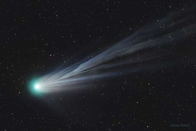  El llamado cometa “del diablo” ya cruza los cielos. ¿Cuándo se verá mejor?