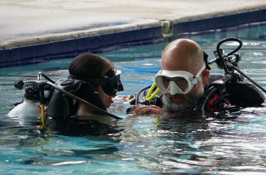  Promueve IMDET experiencia de inmersión con taller de buceo con discapacidad