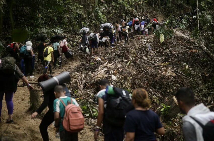  Canciller Luis Gilberto Murillo aseguró que Colombia “no estaría de acuerdo” con cierre del Tapón del Darién