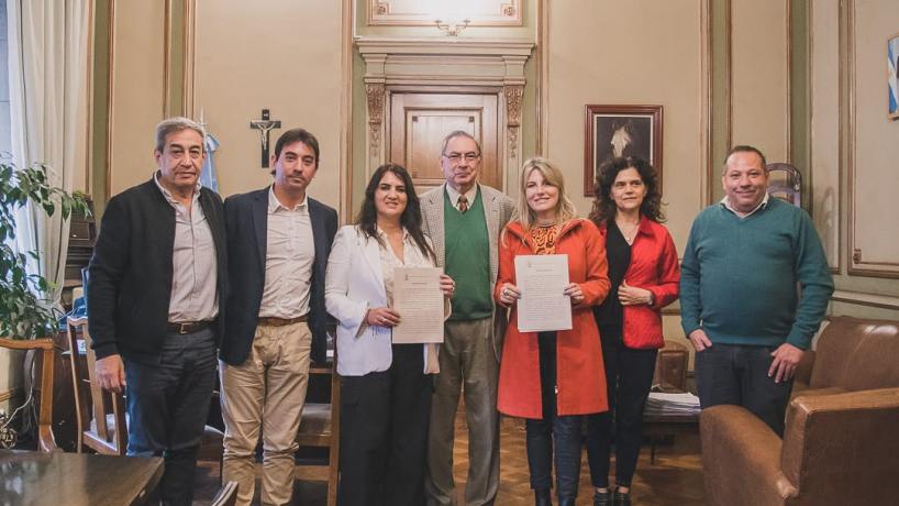  Firmaron un convenio para promover el reciclaje – Municipalidad de Tafí Viejo