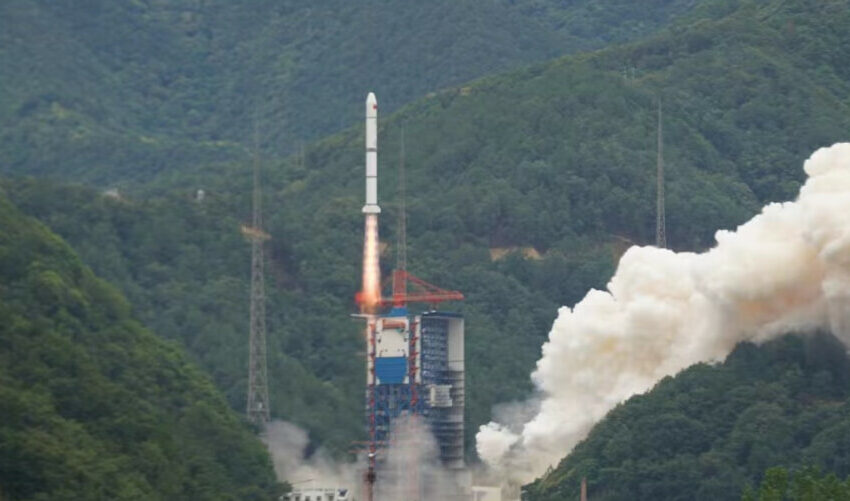  China lanzó un nuevo satélite astronómico desarrollado en cooperación con Francia