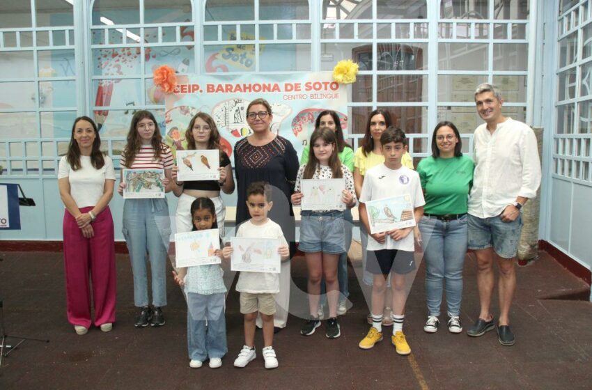  Medio Ambiente entrega los premios del concurso de dibujo escolar sobre el Cernícalo Primilla