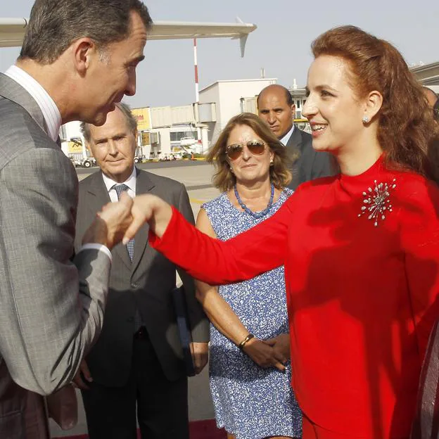 Lalla Salma, con el rey Felipe VI en 2014. 