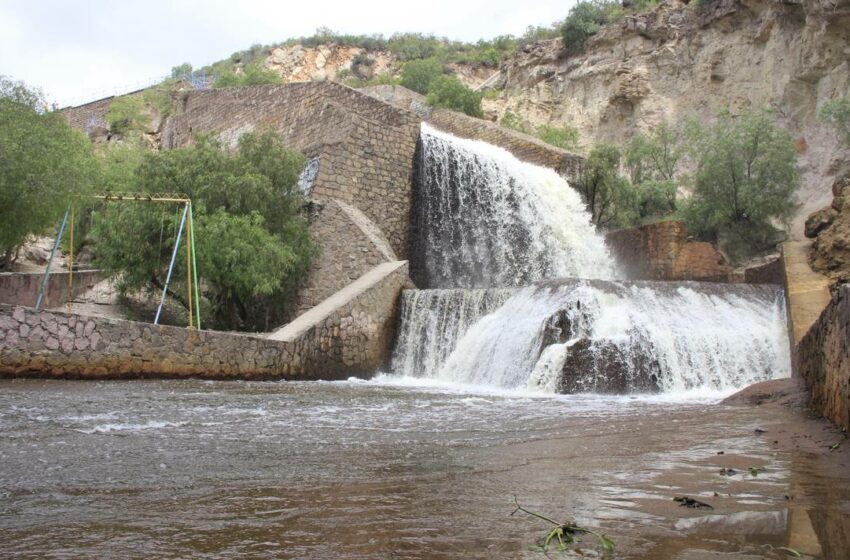  Presa San José seguirá cerrada; comerciantes se reunirán con geólogos