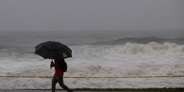  EN VIVO: TODO sobre la llegada del huracán "Beryl" a México