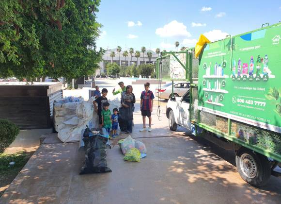  Dirección de Medio Ambiente de Torreón lleva a cabo campaña mensual de reciclaje