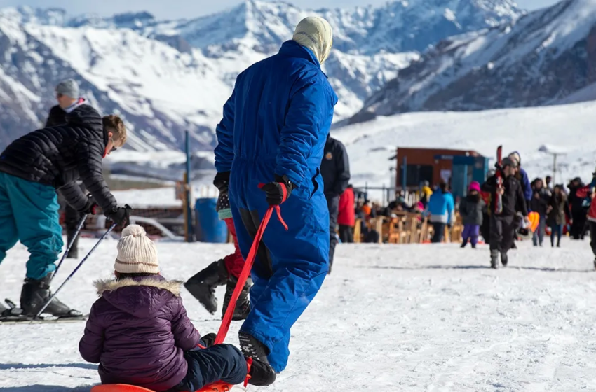  La recesión no se tomó vacaciones en invierno: cayó el consumo y las estadías fueron más cortas