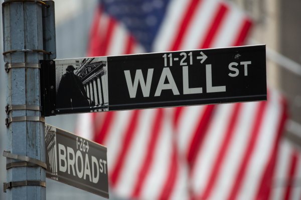  Wall Street inicia el segundo semestre con desempeño mixto a la espera de señales de la Fed