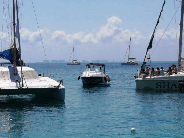  Ambiente Caluroso en Isla Mujeres, Baja Probabilidad de Lluvia y Puerto Abierto a la …