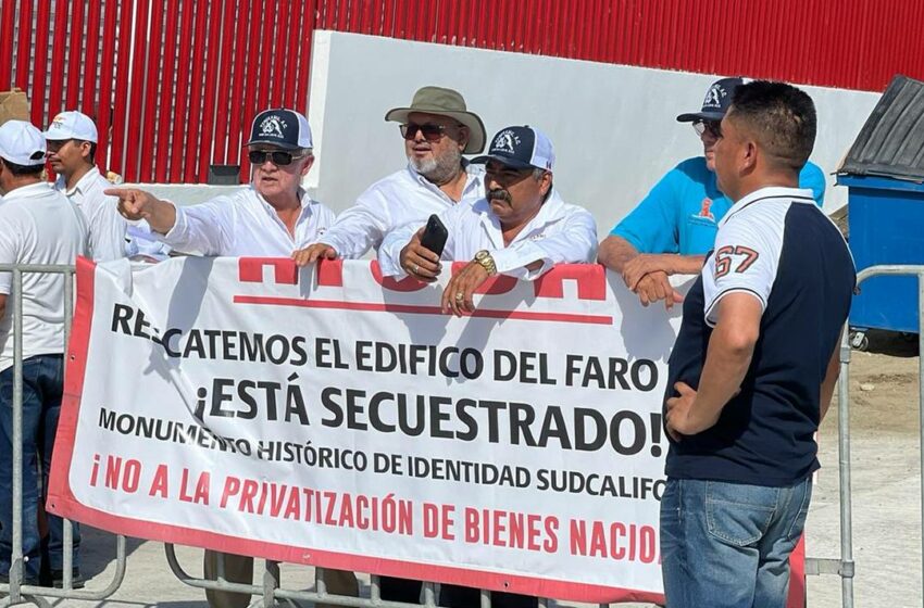  Reciben manifestantes a AMLO y Claudia Sheinbaum en Los Cabos – El Sudcaliforniano