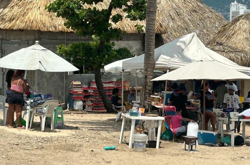  Disfrute del sol, arena…. ¡Y puestos de comida en las playas – El Sol de Acapulco