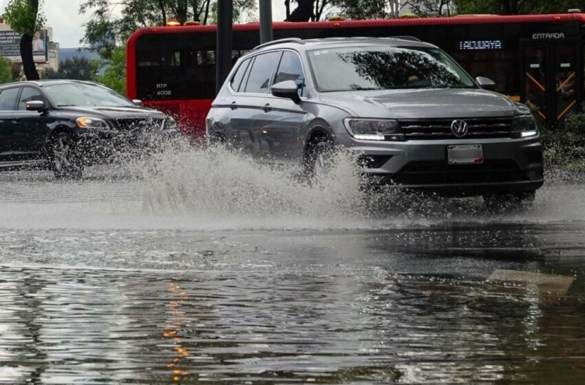  Se prevén lluvias fuertes en 12 estados por la onda tropical 15 y una zona de baja presión