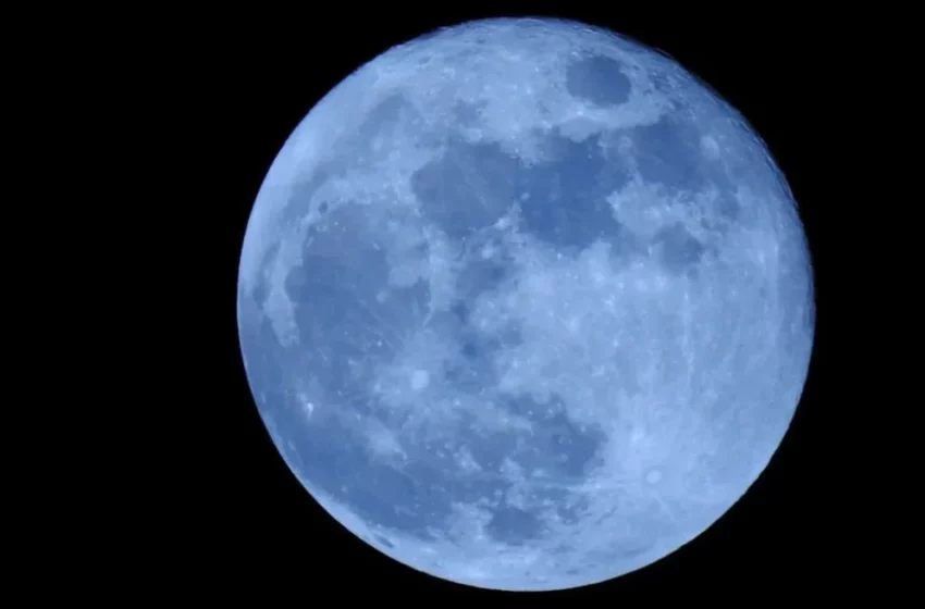  Luna llena de Esturión: a qué hora se podrá observar la Superluna Azul en Chile