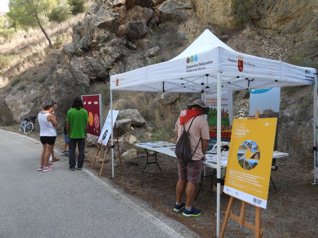  Medio Ambiente acerca el Parque Regional El Valle y Carrascoy a los romeros de la Fuensanta