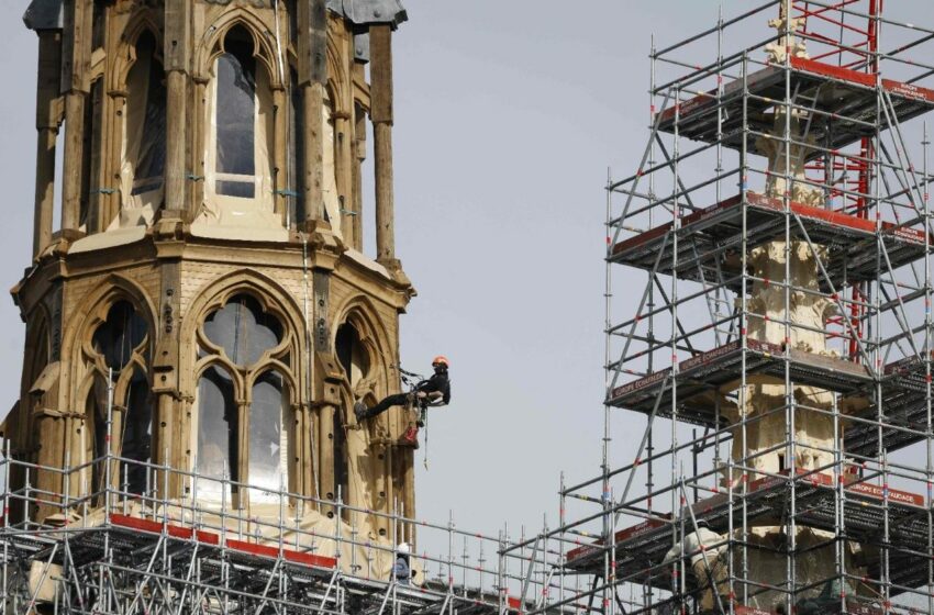  La reconstrucción de Notre-Dame en París