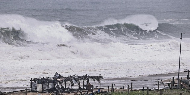  John se fortalece: declaran la alerta roja en Acapulco