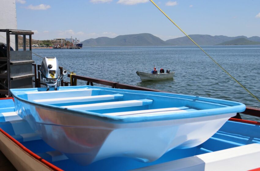  Los pescadores ya tienen todo su equipo y artes de pesca listos para el levantamiento de la …