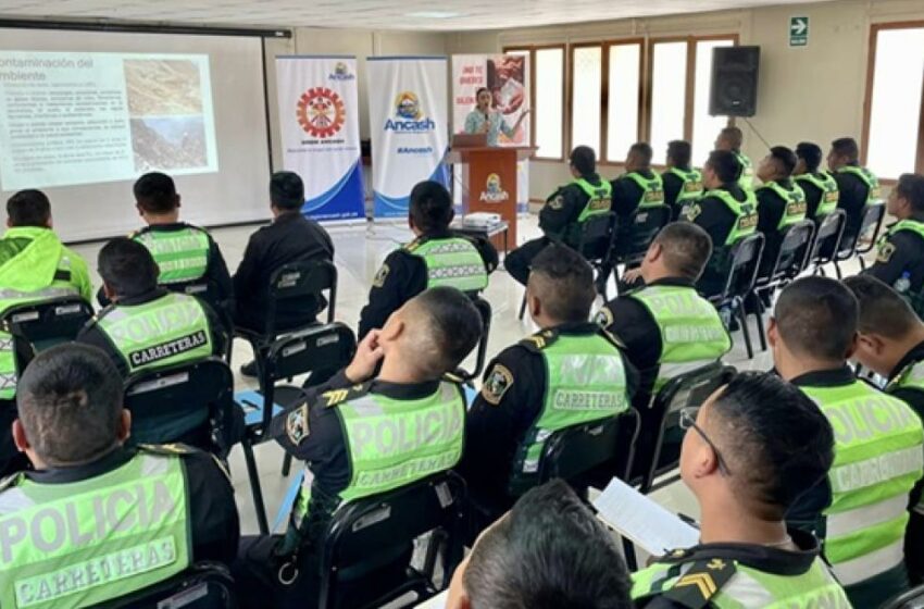  Áncash: capacitan a más de 100 policías en temas de minería ilegal – RSD Chimbote