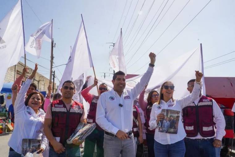  Informa Armando Ayala a las comunidades avances de las reformas constitucionales