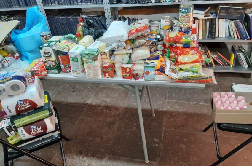  Estudiantes de la UNES recolectan alimentos para el albergue San Andrés – El Sol de Parral