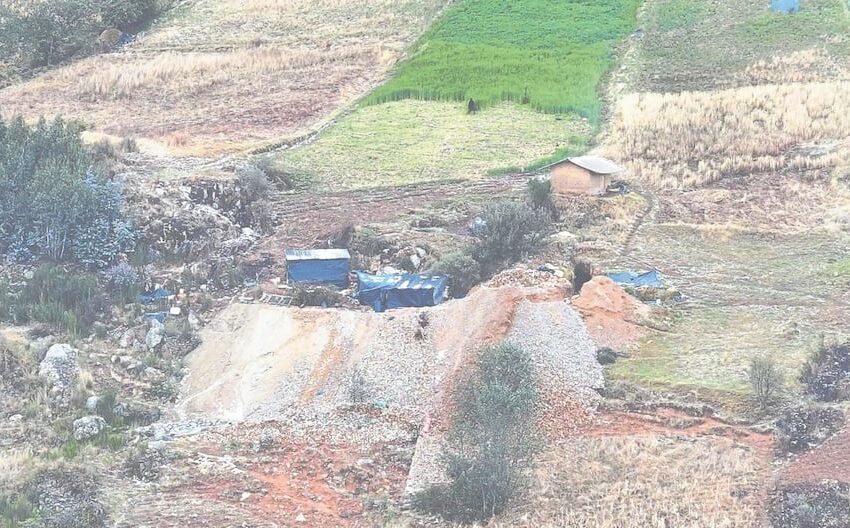  Detienen a implicado en minería ilegal en la sierra de La Libertad Perú Policía | EDICION