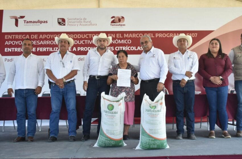  Entrega Gobierno de Tamaulipas 280 toneladas de fertilizante a productores citrícolas