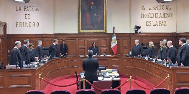  La SCJN confirma renuncia de 8 ministros