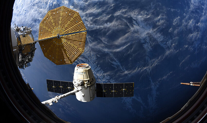  Por primera vez, una nave espacial Dragon de SpaceX ha elevado la ISS